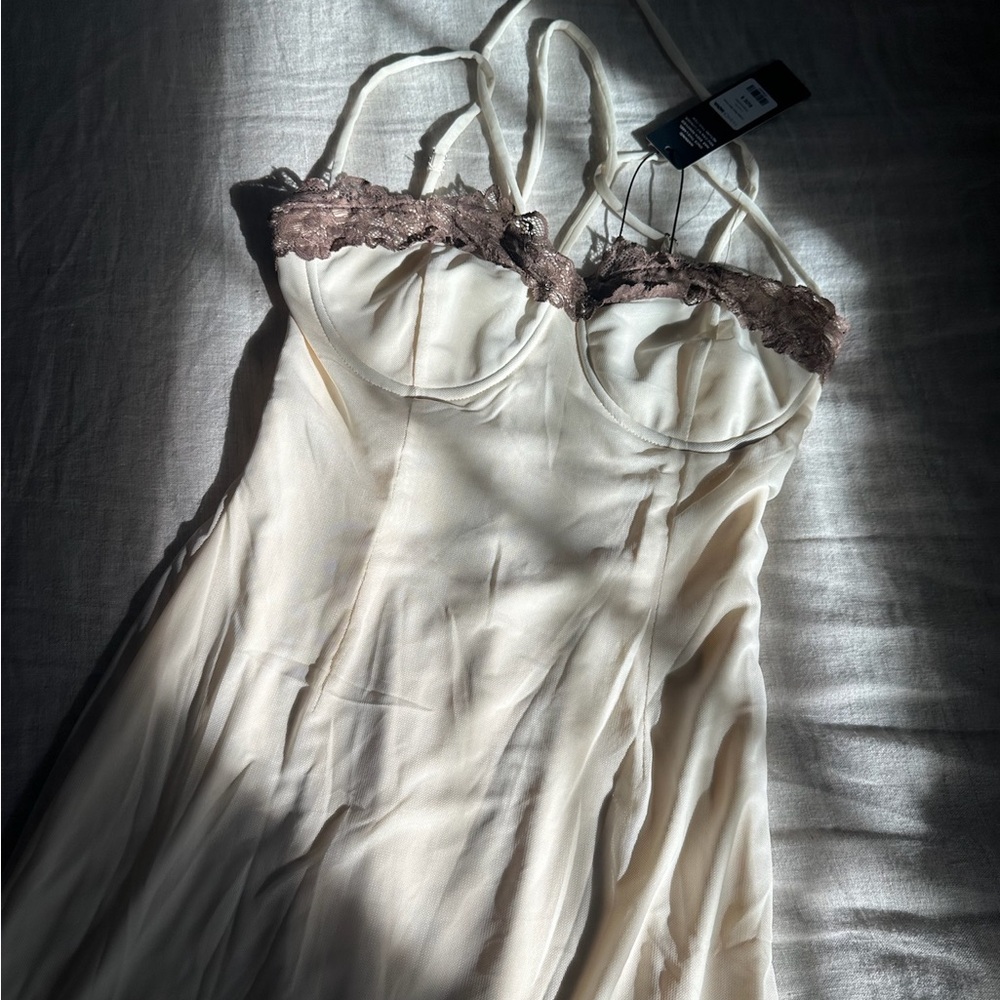 Elegant Cream Lace Trim Nightgown